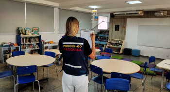 Procon compara preços de colégios de Goiânia